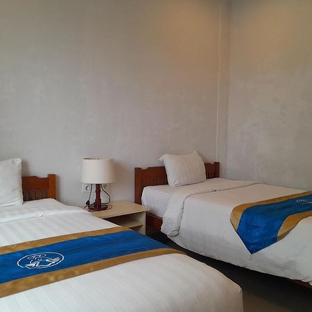 Hotel Dhyana Pura Kapal Ngoại thất bức ảnh