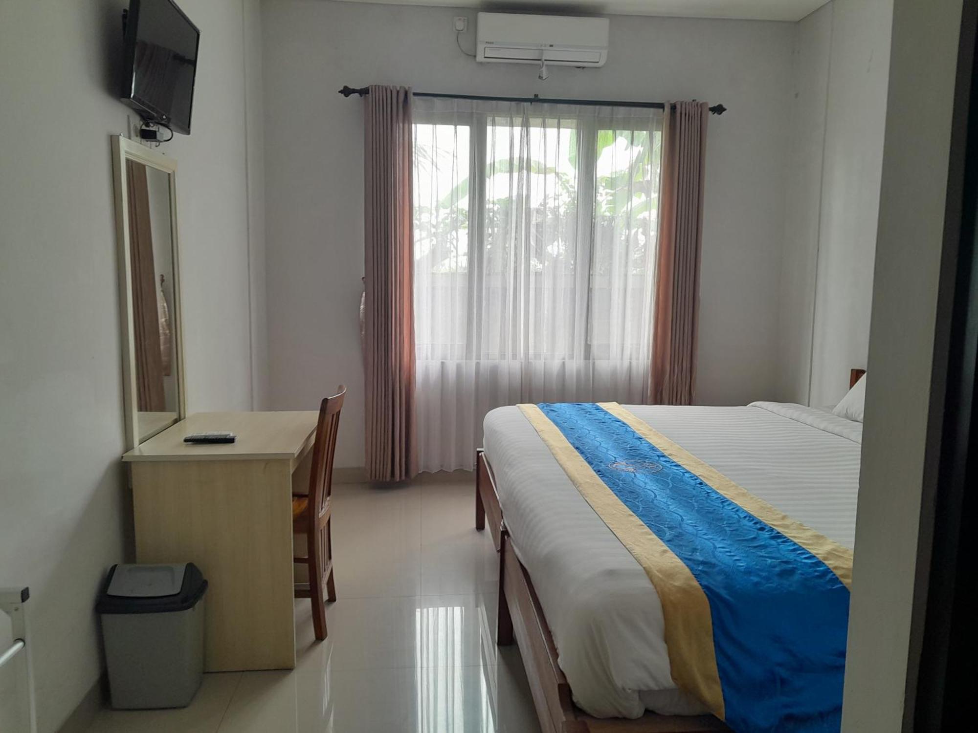 Hotel Dhyana Pura Kapal Ngoại thất bức ảnh