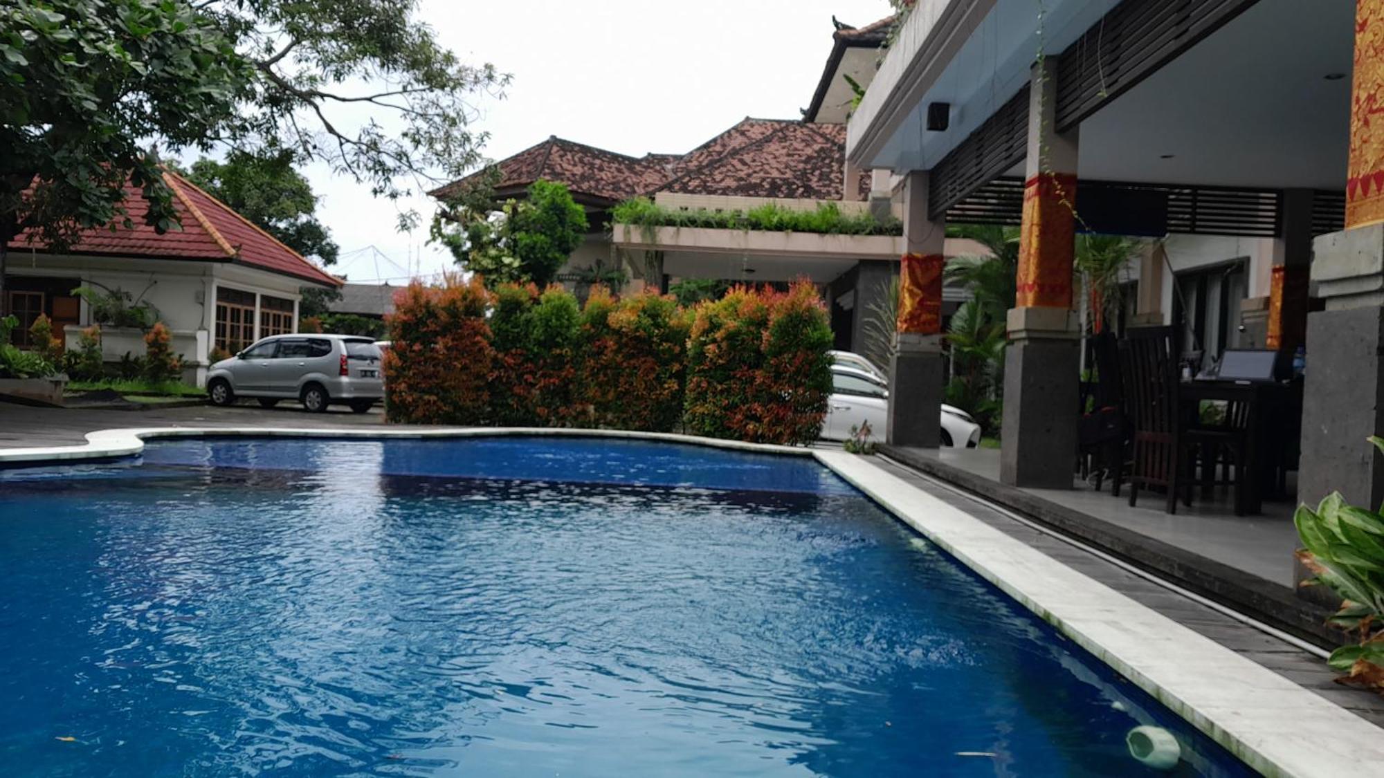 Hotel Dhyana Pura Kapal Ngoại thất bức ảnh